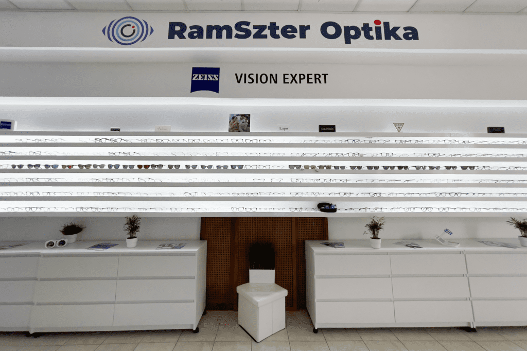 RamSzter Optika - Dunaújváros - Zeiss